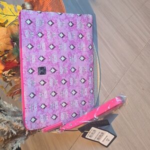 FLASH SALE 🔥🔥🔥MCM NWT pink medium pouch/clutch